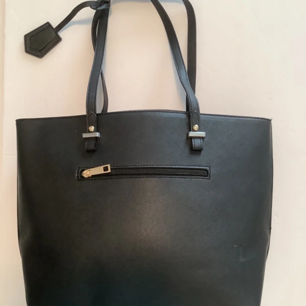 Lovevook Man Made Material Black Purse